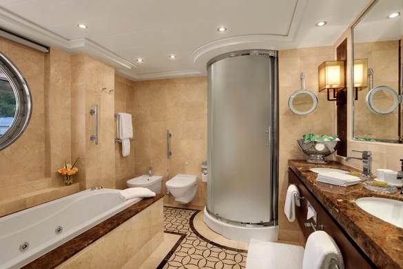 Oceania Cruises, O-Class, Oceania Suite, Bathroom 1.jpg